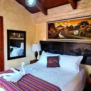 Casa Real Hotel